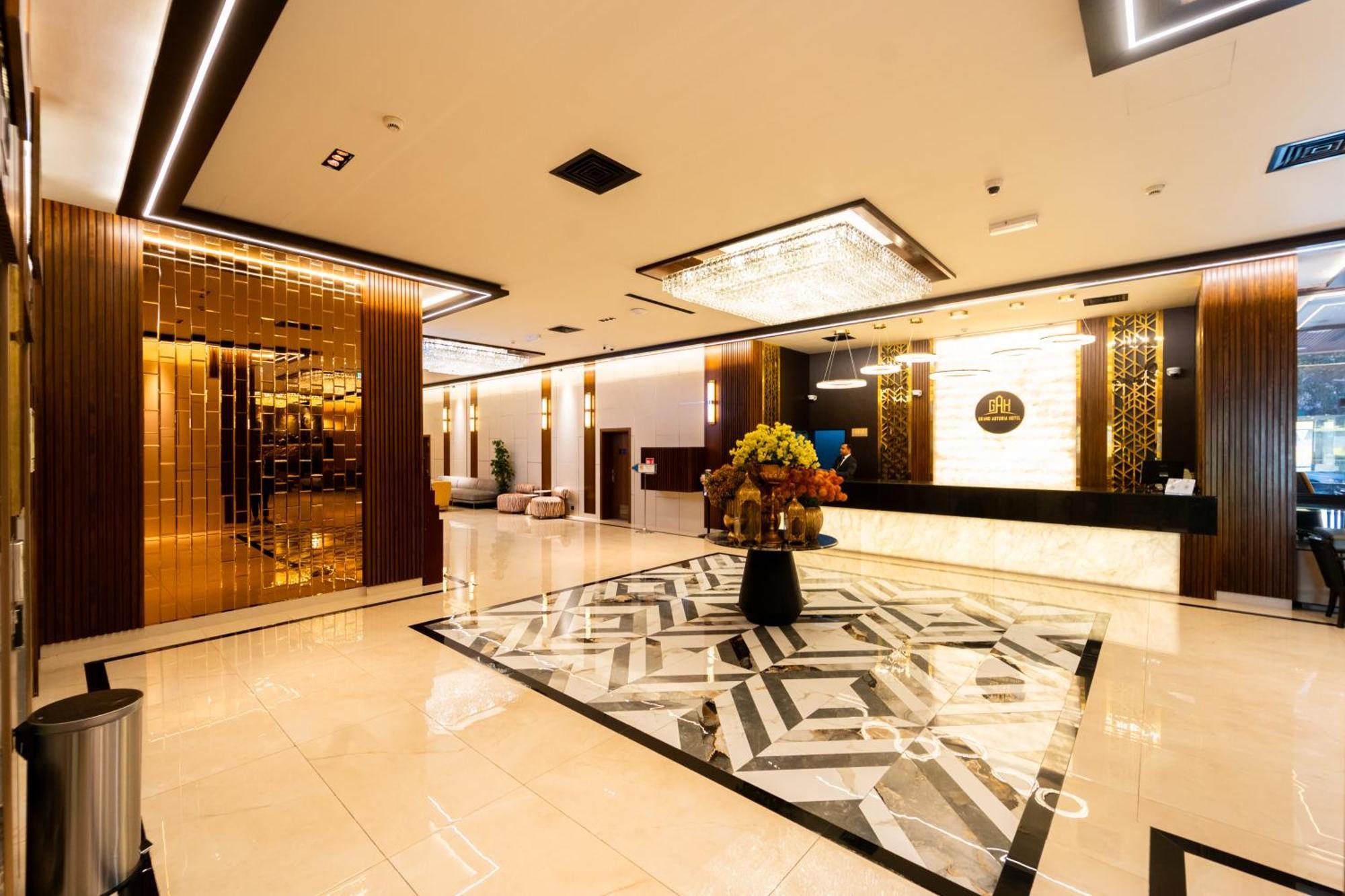 Grand Astoria होटल 3*